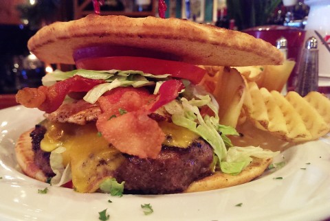 Brunch Burger at Knick's Tavern (staff photo by Wade Tatangelo)