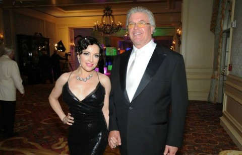 Comedian Ron White and his wife, singer Margo Rey are headed to Sarasota and then Tampa for performances (courtesy photo).