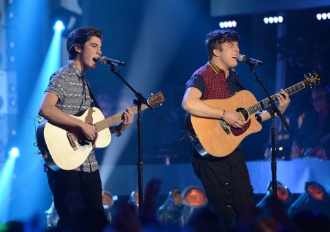 Sam Woolf and Alex Preston perform on "American Idol." (Michael Becker / FOX)