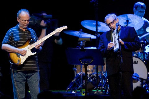 Steely Dan's Walter Becker, left, and Donald Fagen bringing the jazz-rock excitement. AP PHOTO / 2009