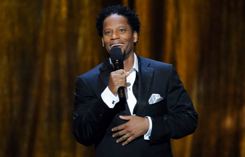 Comedian D.L. Hughley hosts the 39th NAACP Image Awards on Thursday, Feb. 14, 2008, in Los Angeles. (AP Photo/Kevork Djansezian)
