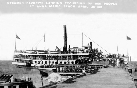 The steamboat Favorite arrives at the Anna Maria City Pier in 1911 in this photo provided by Anna Maria Island Historical Society. HT ARCHIVE